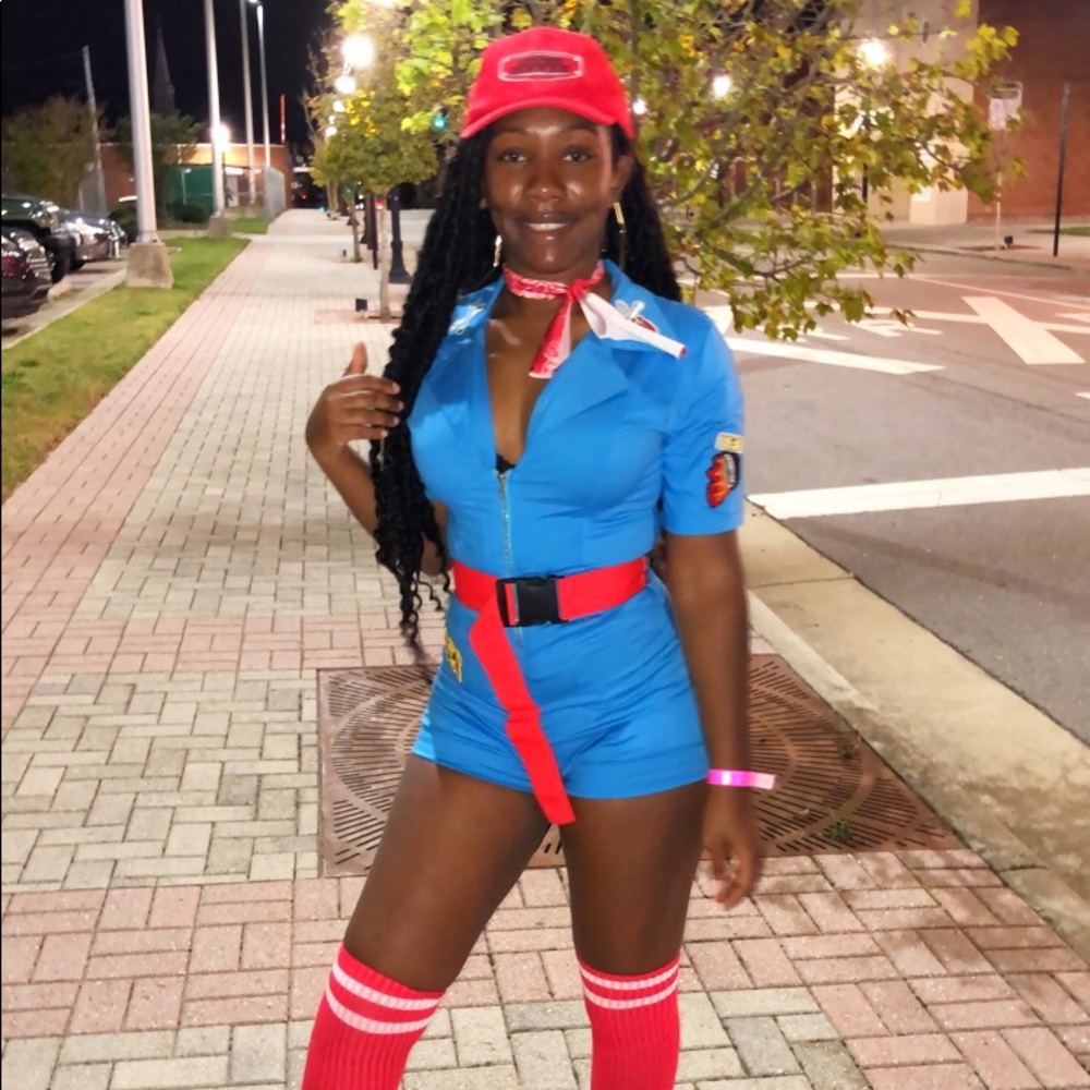 Costume